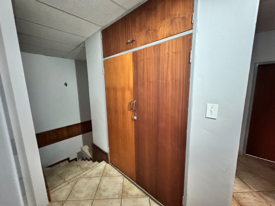 6 Bedroom Property for Sale in Orkney North West